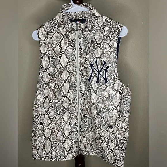 Kith MLB New York Yankees Denim Jacket and Vest Size XS - Picture 5 of 9